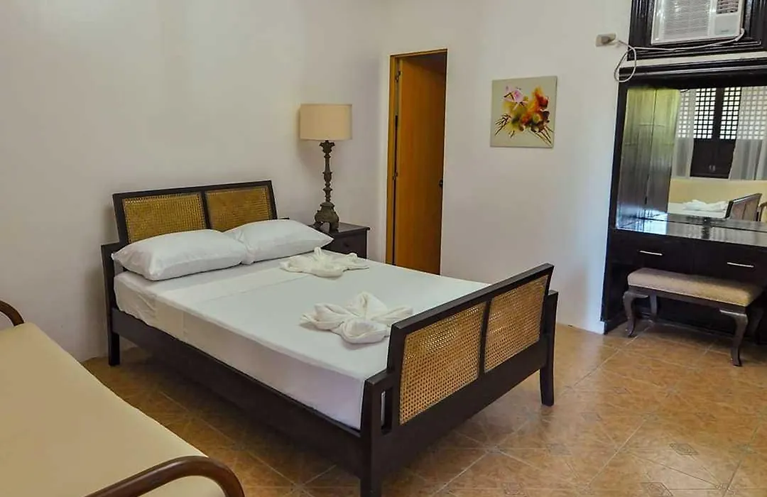 Grand Villa Laguna-1